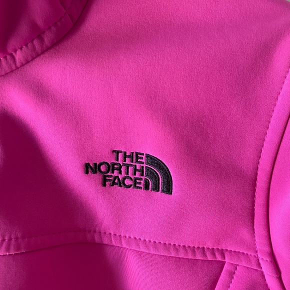 NORTH FACE WOMEN'S HOODED WIND BREAKER STYLE JACKET SIZE SMALL - Picture 4 of 13